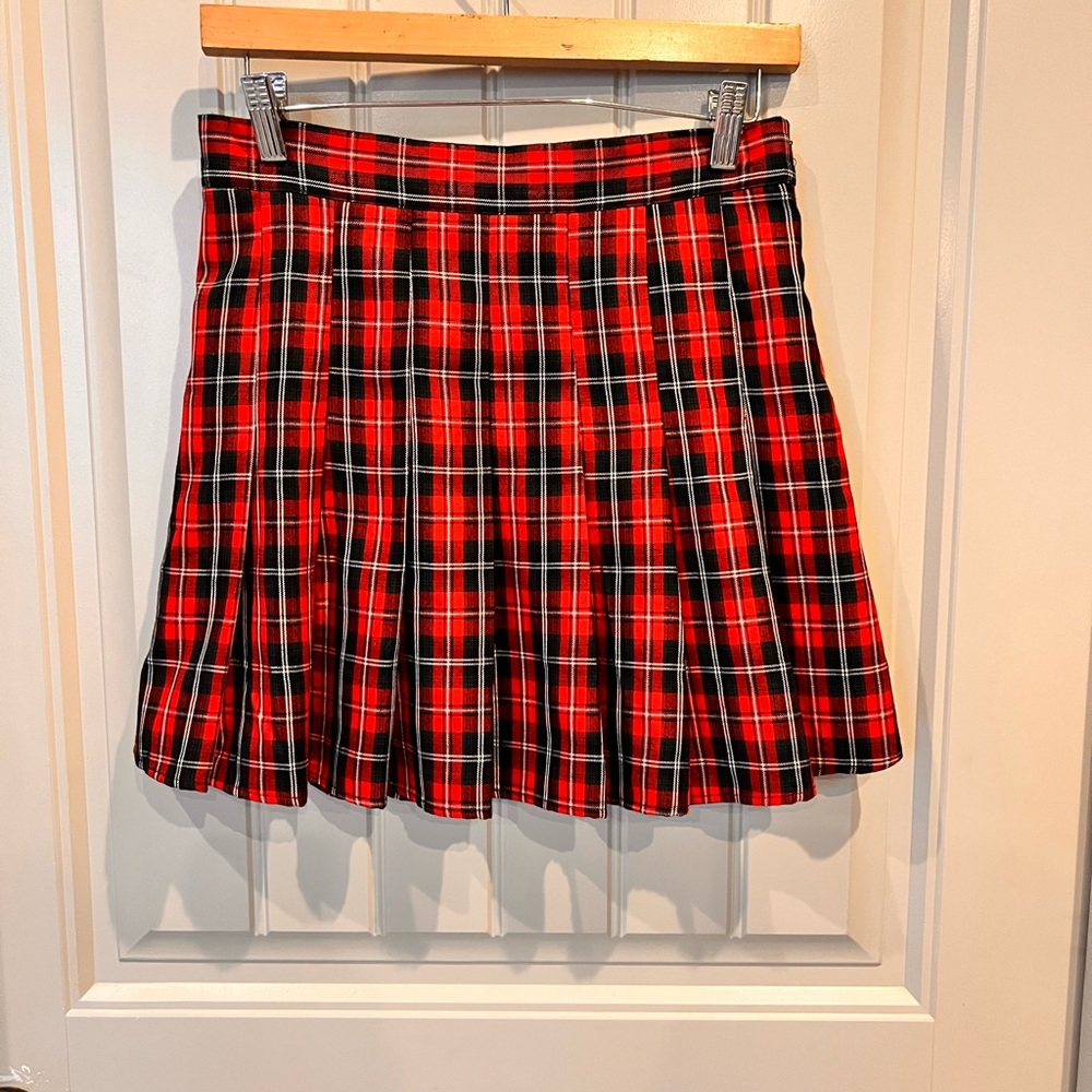 Plaid Red and Black Women's Skirt-school girl pleated size large